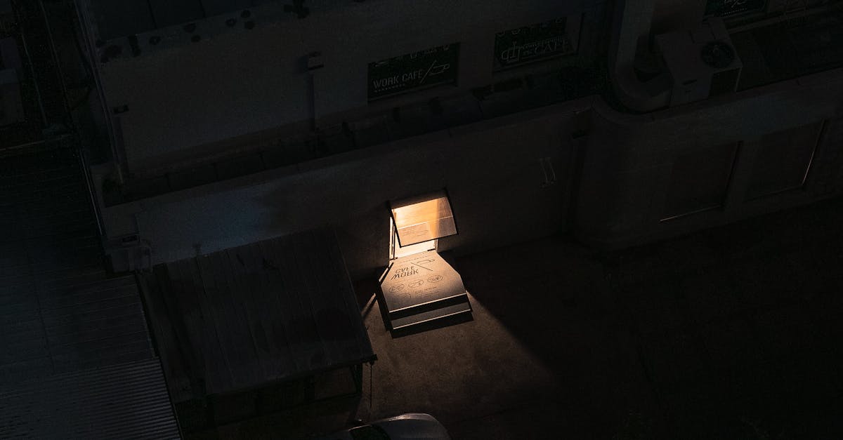 Advantages and Disadvantages of Different Flat Roofing Systems