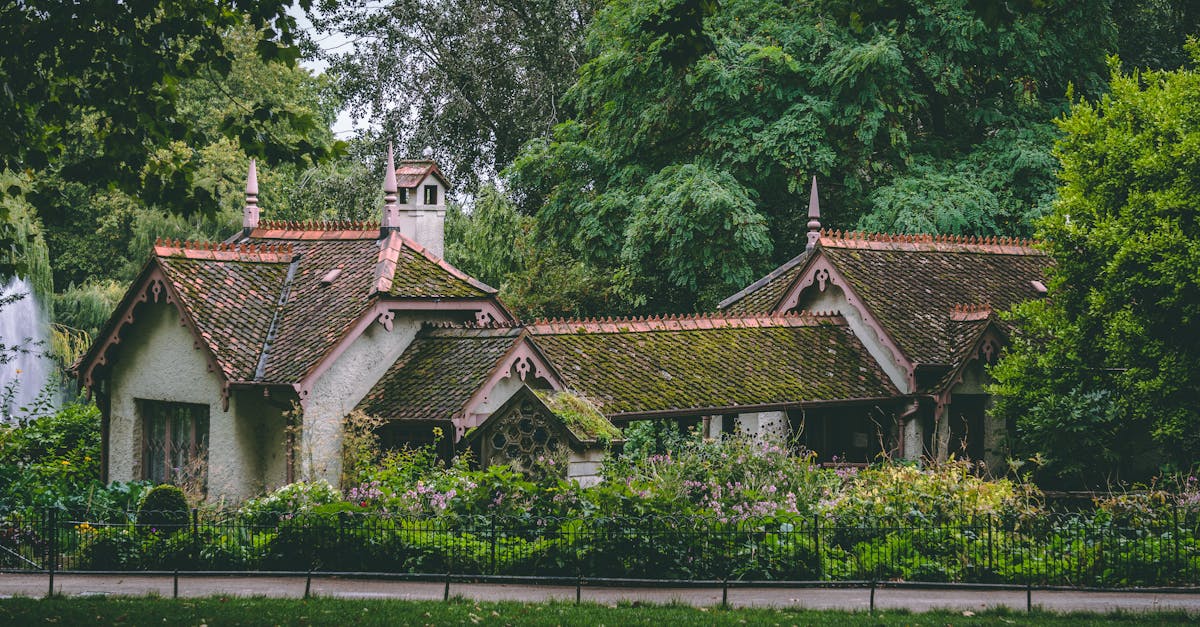Maintenance Tips for Metal Roofing in the UK Climate